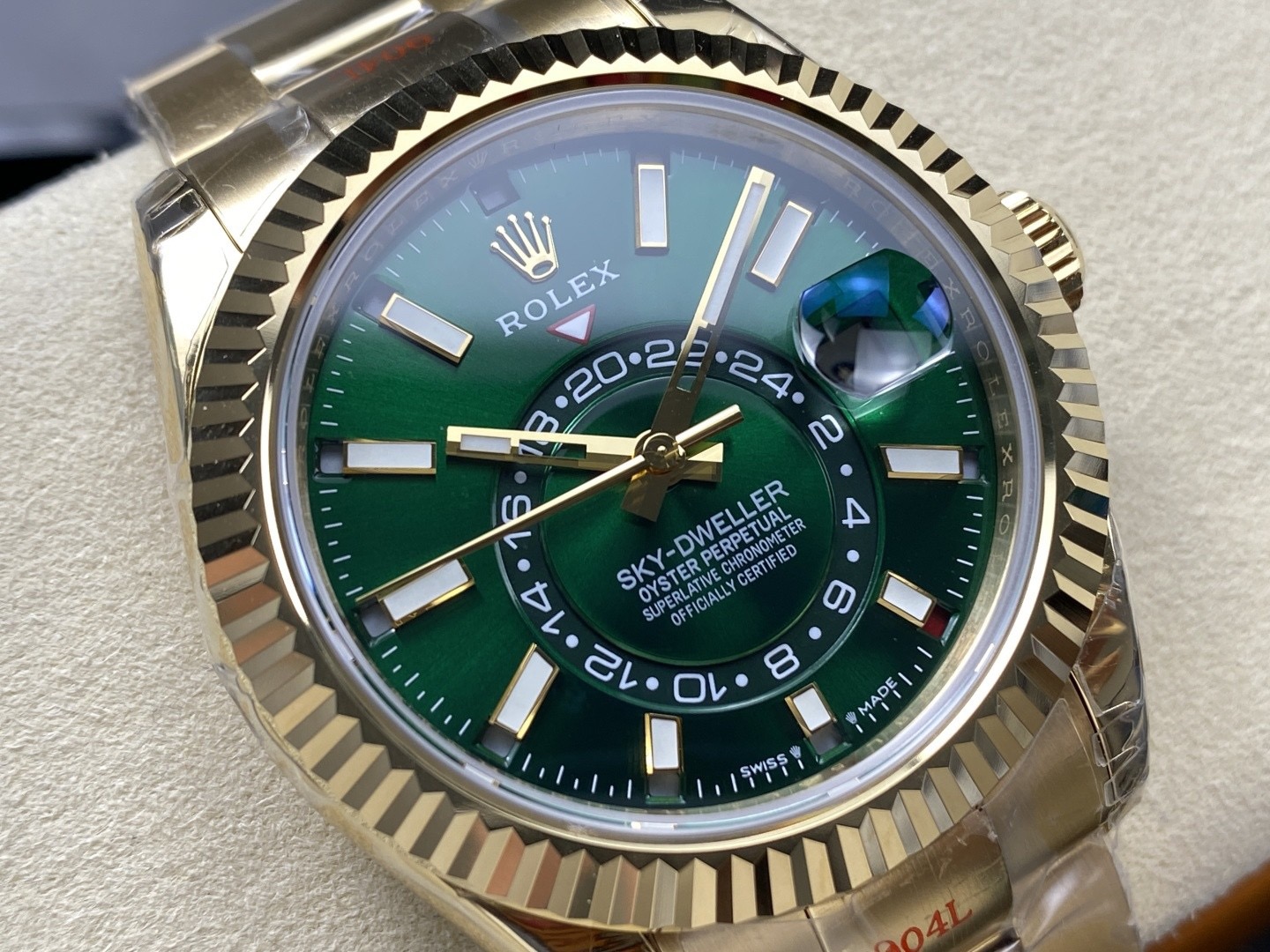 NEW Rolex 2025 ロレックス スカイドゥエラー 42mm  ツートーンオイスターブラックダイヤル