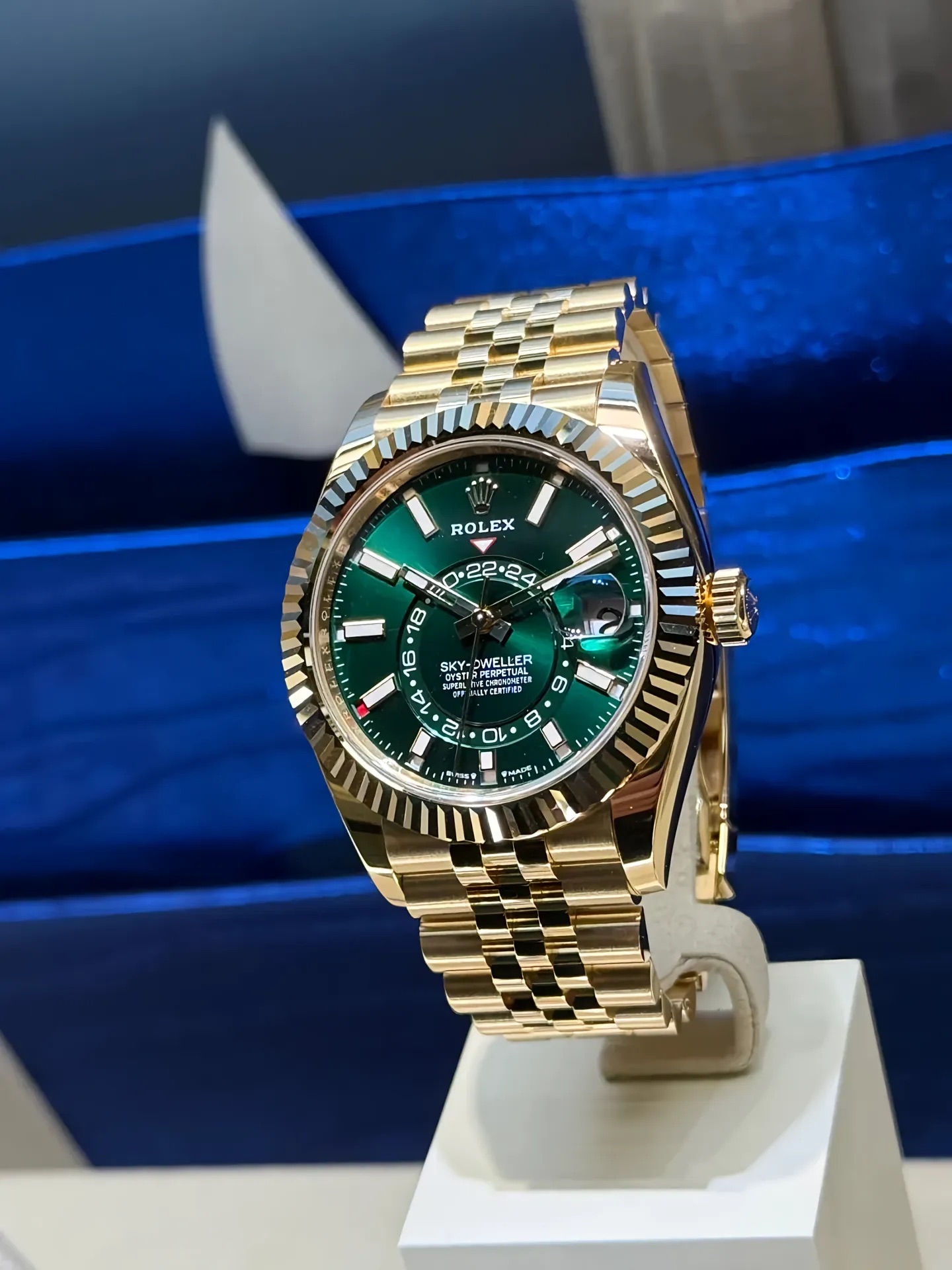 NEW Rolex 2025 ロレックス スカイドゥエラー 42mm  ツートーンオイスターブラックダイヤル
