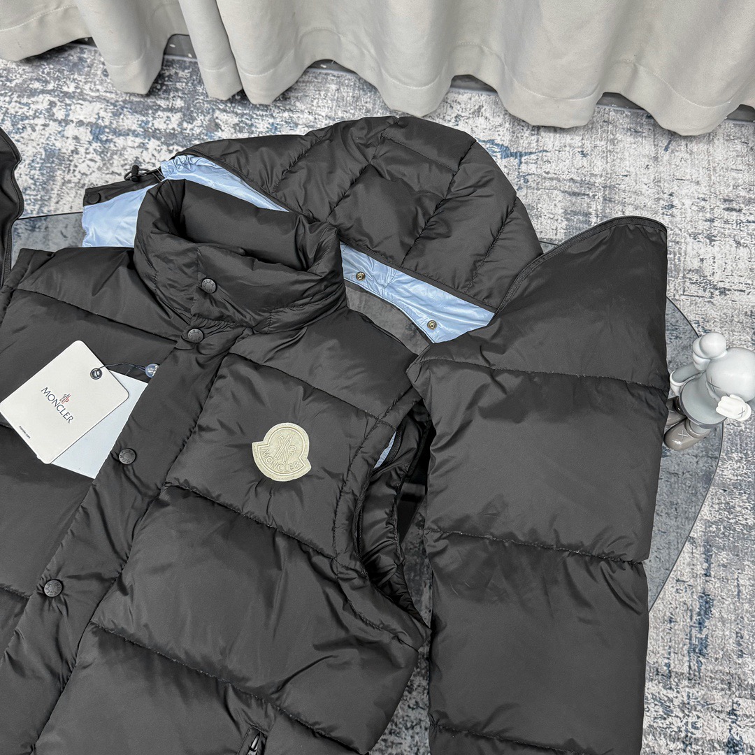 【人気商品】MONCLERモンクレール 取り外し可能ベスト付き プレミアム95%ホワイトダックダウン 超ソフトダウンジャケット