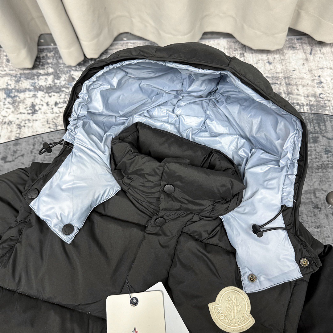【人気商品】MONCLERモンクレール 取り外し可能ベスト付き プレミアム95%ホワイトダックダウン 超ソフトダウンジャケット