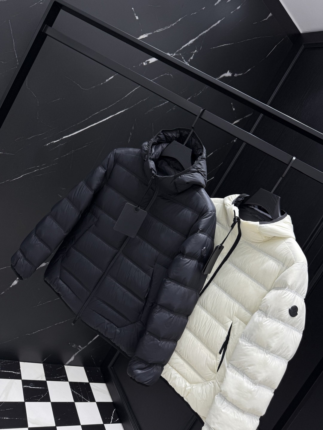 Moncler（モンクレール） 2025年最新作 ファッションデザイナーズモデル ダウンジャケット