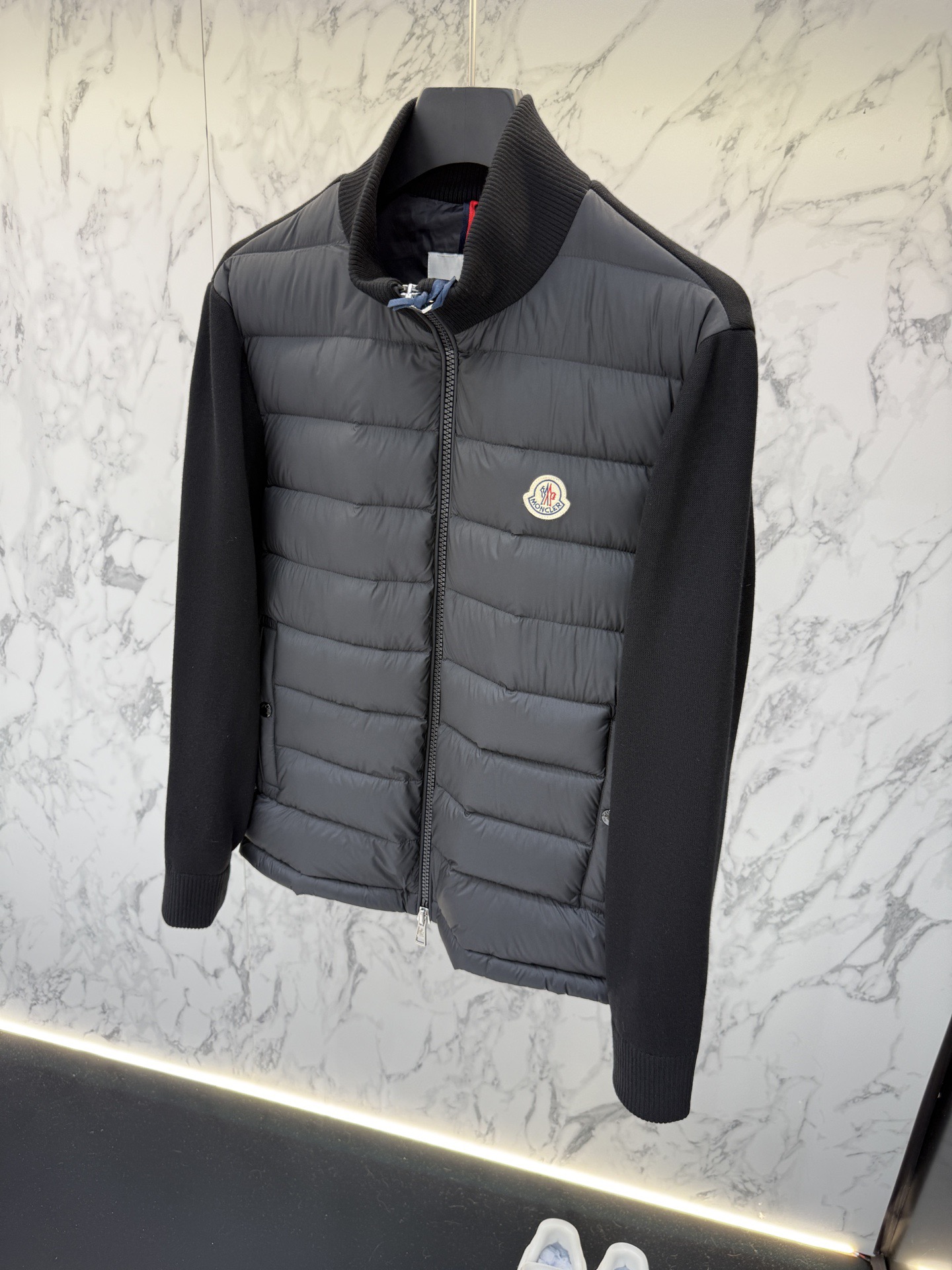 Moncler（モンクレール） 2025年最新作 ファッションデザイナーズモデル ダウン×ニットジャケット