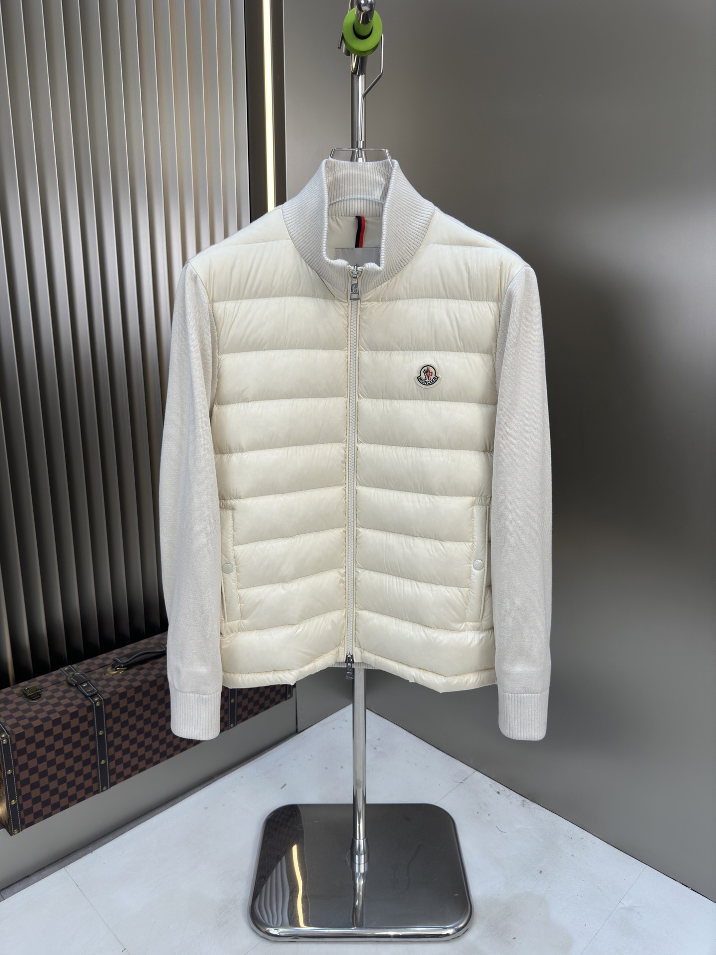 Moncler（モンクレール） 2025年最新作 ファッションデザイナーズモデル ダウン×ニットジャケット