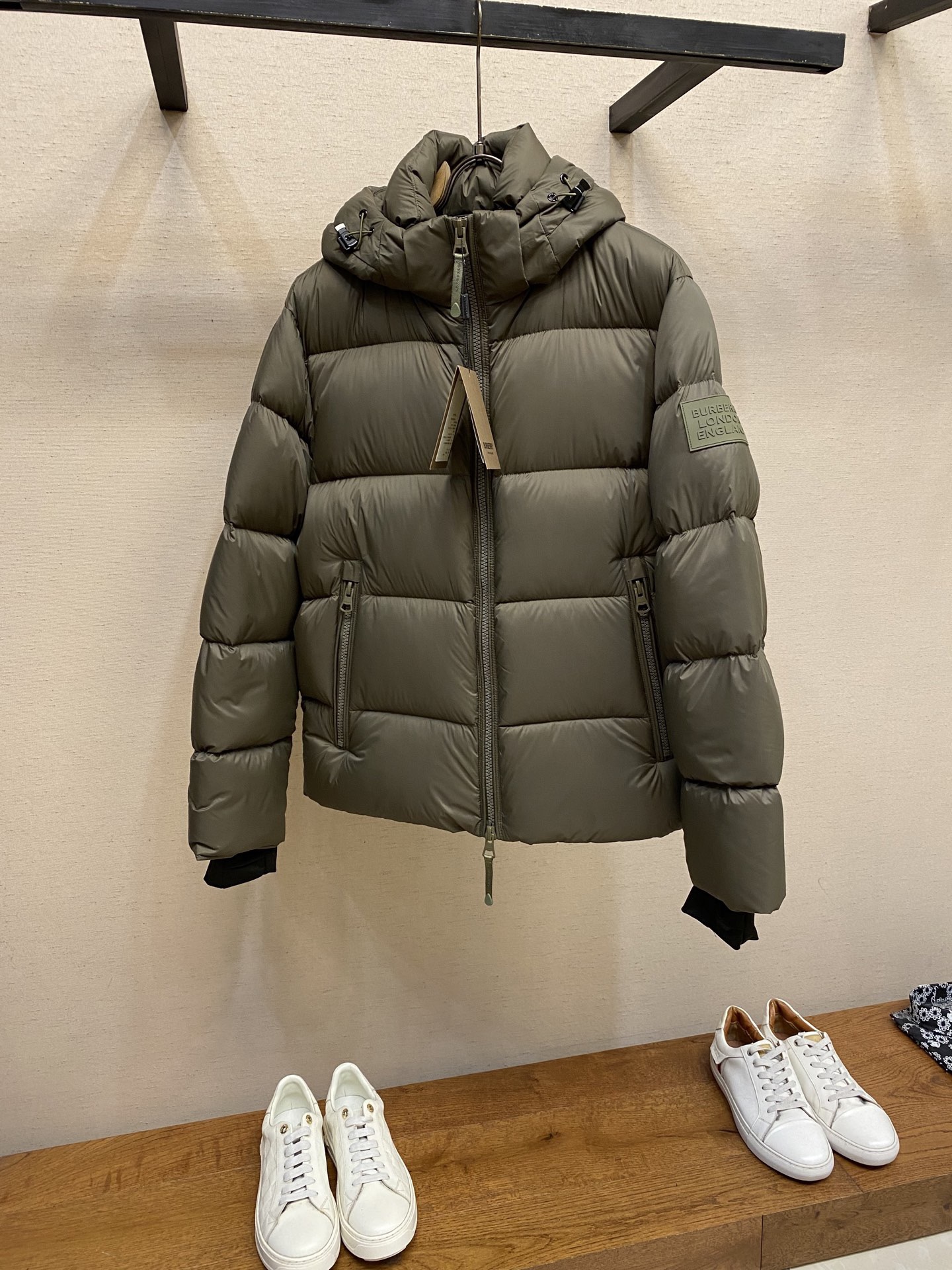 BURBERRY 2025年新作 バーバリー 2025SS ダウンジャケット 90%ホワイトグースダウン ダウンコート moncler