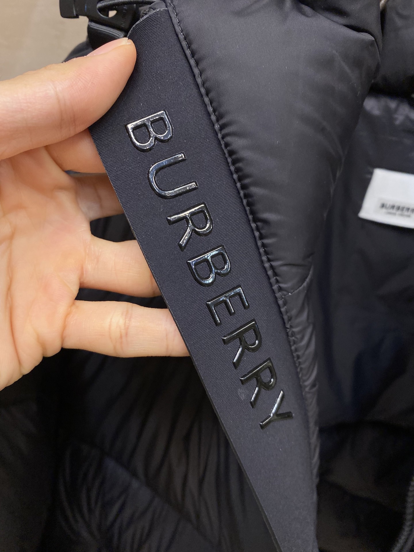BURBERRY 2025年新作 バーバリー 2025SS ダウンジャケット 90%ホワイトグースダウン ダウンコート moncler