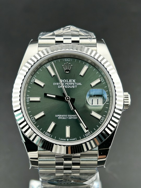 CLEANクリーン工場 ROLEXロレックスデイトジ ャスト126334 41mmグリーン文字盤 フルーテッド ベゼル ジュビリープレスレット 1:1精度