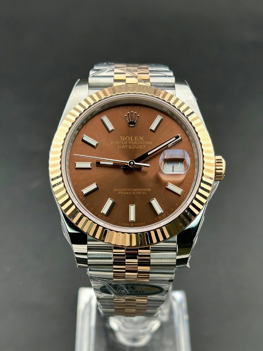 CLEANクリーン工場 ROLEXロレックスデイトジ ャスト コンビローズゴールド126331 チョコレー 41mm フルーテッドベゼル ジュビリ ト文字盤 ープレスレット 1:1精度