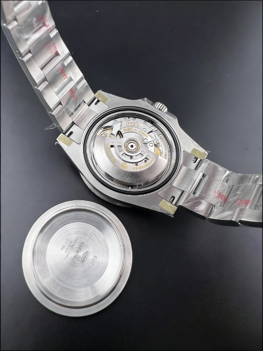 CLEANクリーン工場 ROLEXロレックスGMTマス ター | 126710BLNR 40mm青黒バッドマンベゼ ル ブラック文字盤 1:1精度