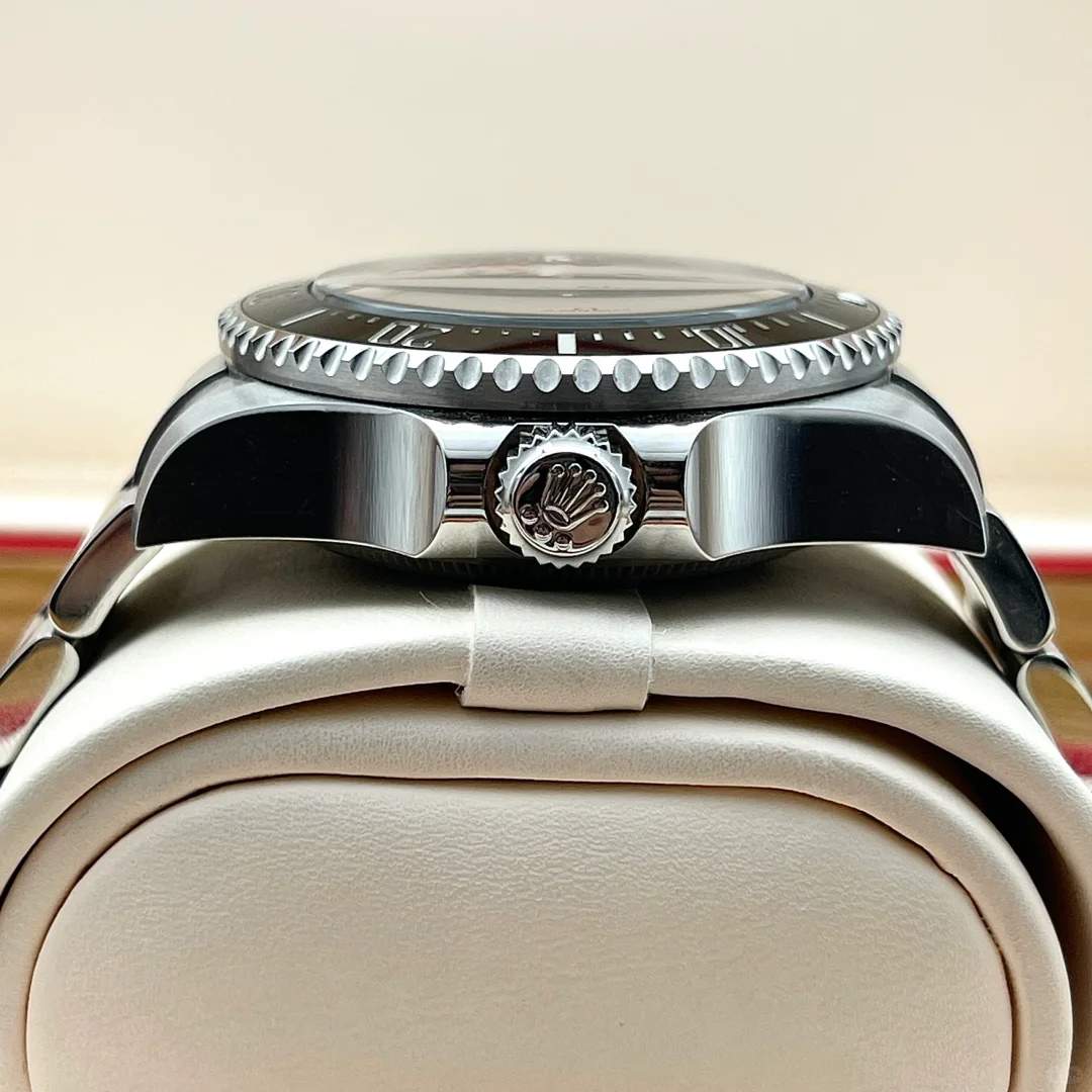 シードゥエラー ディープシー Dブルー  44MM時計