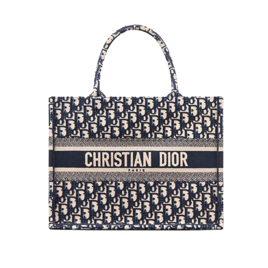 限定30個！売り切れ次第終わり！【DIOR |公式サイトは正規品】VERY（ヴェリイ）雑誌掲載滝沢眞規子愛用★新作BOOK TOTE BAG