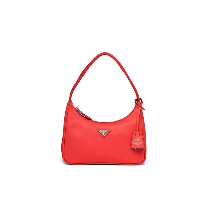 PRADA(プラダ) Re-Edition 2000 ナイロン ミニバッグ レッド