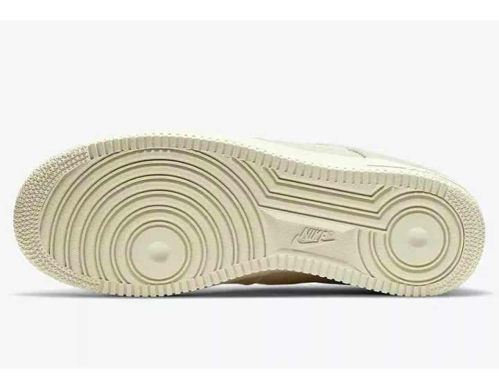 【新商品発売】【今年の新商品】louis vuitton x nike air force 1 07 low rice white shoes sneakers【本物保証】【代金引換】