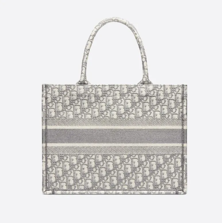 ★正真正銘の本物★2022新作【Dior】雑誌掲載★ディオール ブックトート スモール バッグ 3色★中村アンさん、滝沢眞規子さん、山田優さんなどが愛用している★