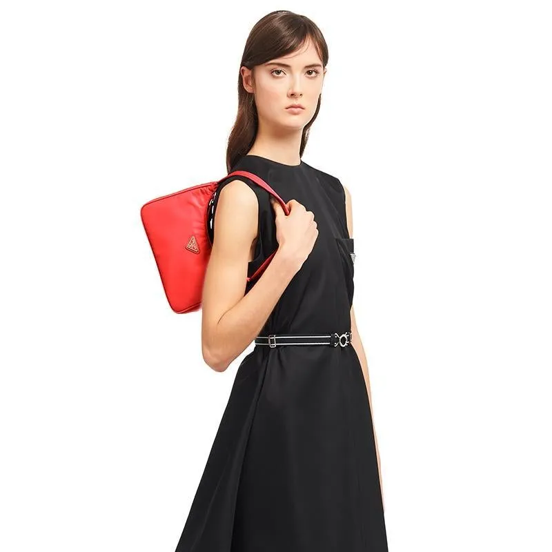 PRADA(プラダ) Re-Edition 2000 ナイロン ミニバッグ レッド