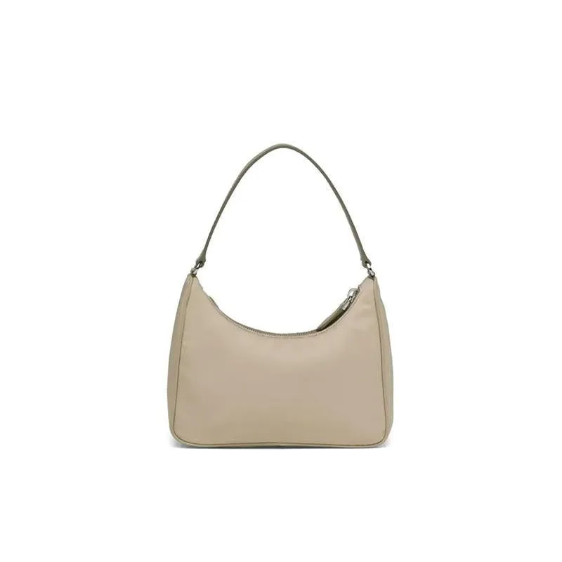 PRADA(プラダ) Re-Edition 2005ナイロンxサフィアーノレザー ミニバッグ ベージュ
