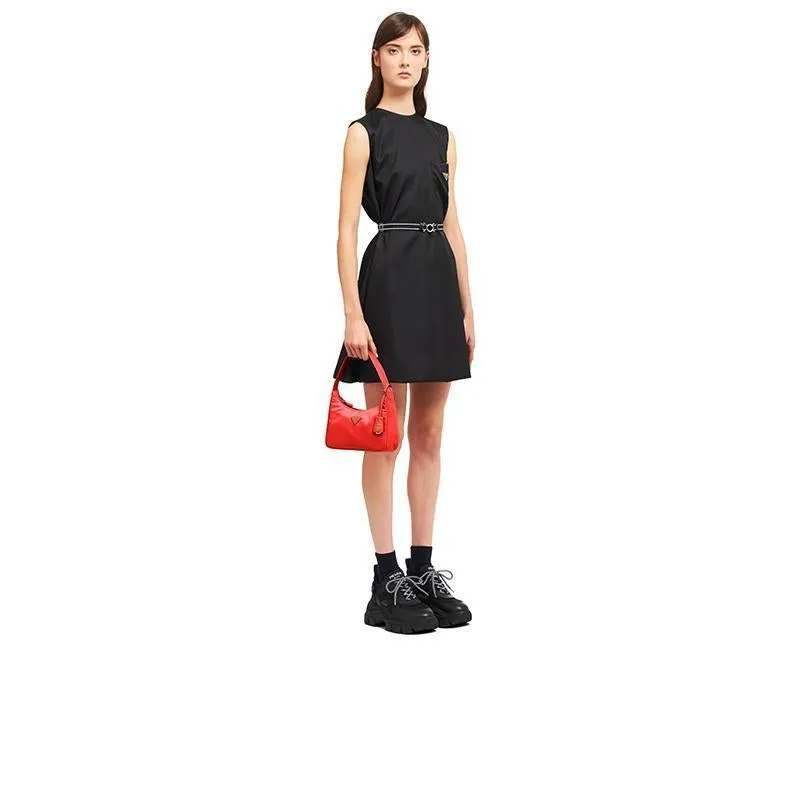 PRADA(プラダ) Re-Edition 2000 ナイロン ミニバッグ レッド