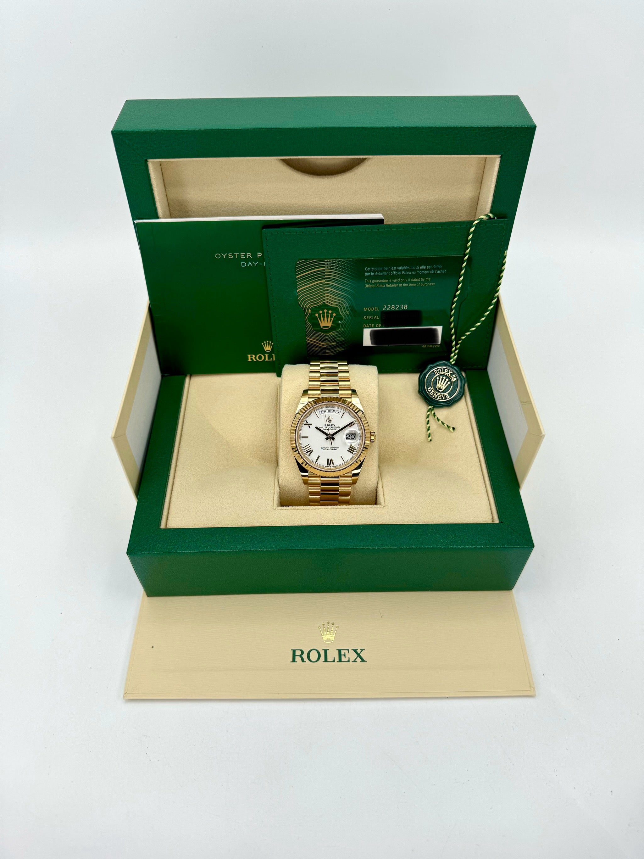 2022 ロレックス デイデイト 40mm 228238 プレジデンシャル ホワイトダイヤル