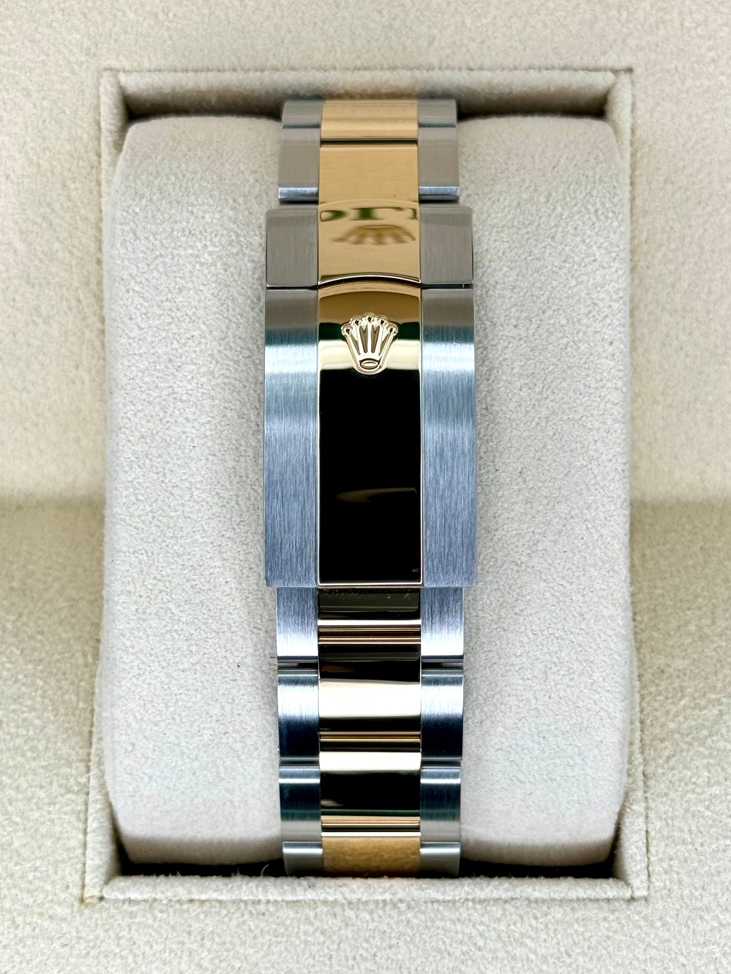 NEW 2024 ロレックス スカイドゥエラー 42mm 336933 ツートーンオイスターブラックダイヤル