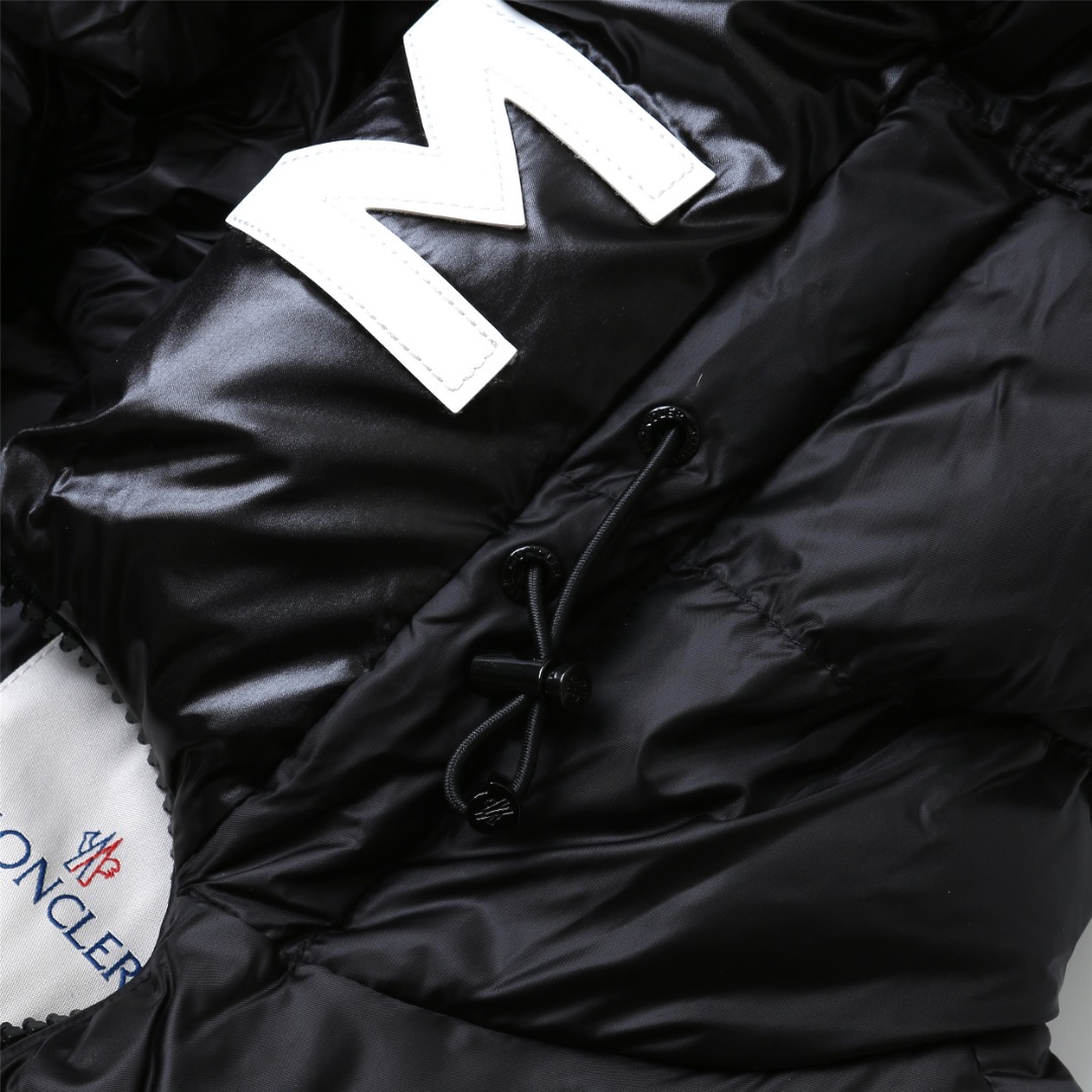 【公式認定ストア】MONCLER  ダウンジャケット Montreuil（ユニセックス）多くの著名人やセレブに愛用されています! 即完売必至