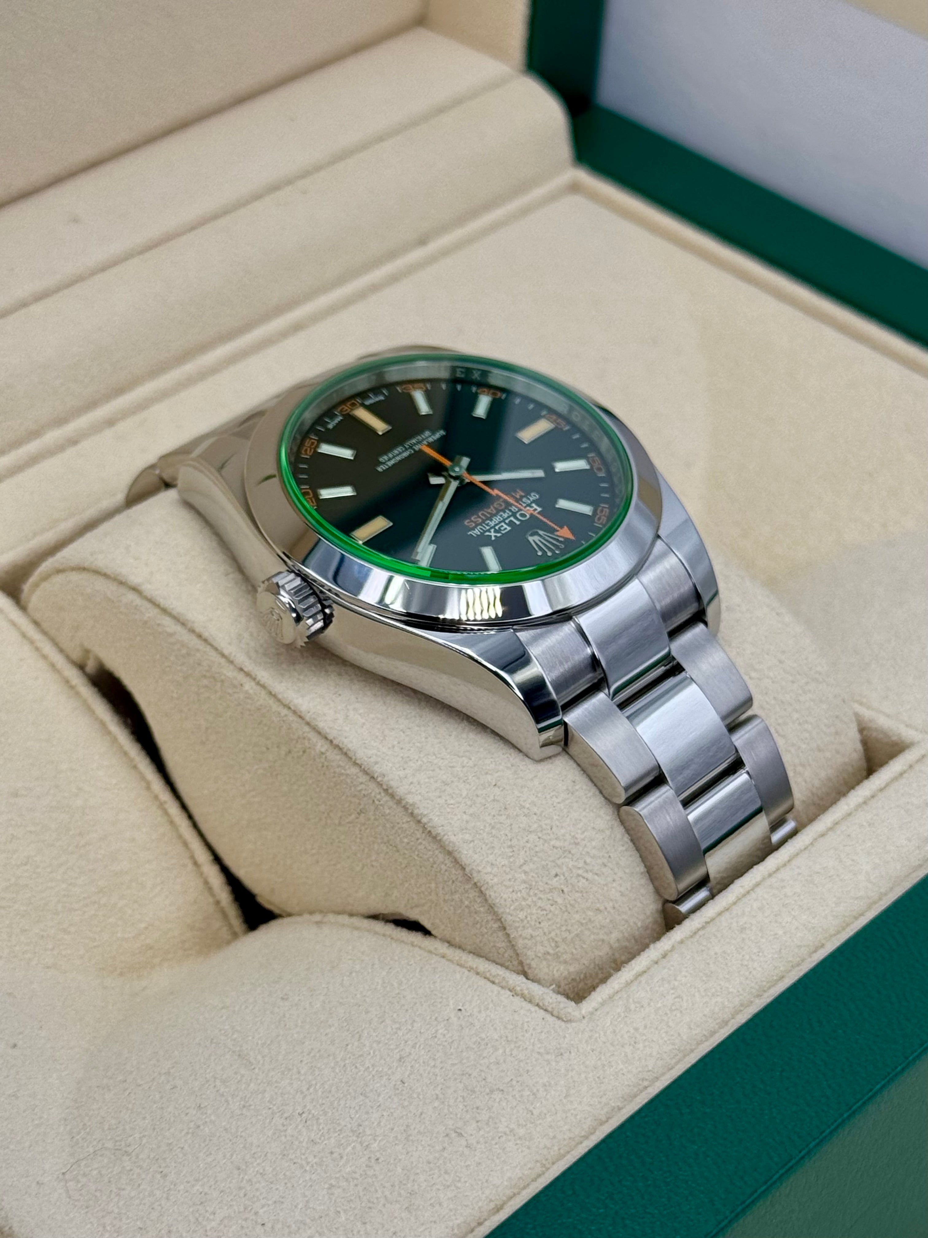 2021 ロレックス ミルガウス 40mm 116400GV ステンレススチール ブラックダイヤル