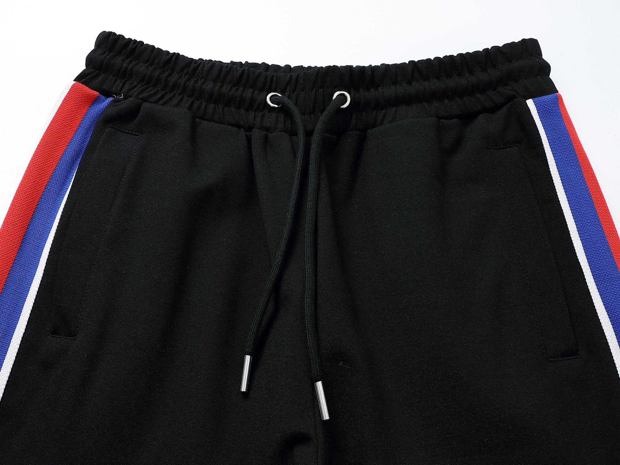 【MONCLER】モンクレール、【即日出荷】ご好評に付き再入荷！