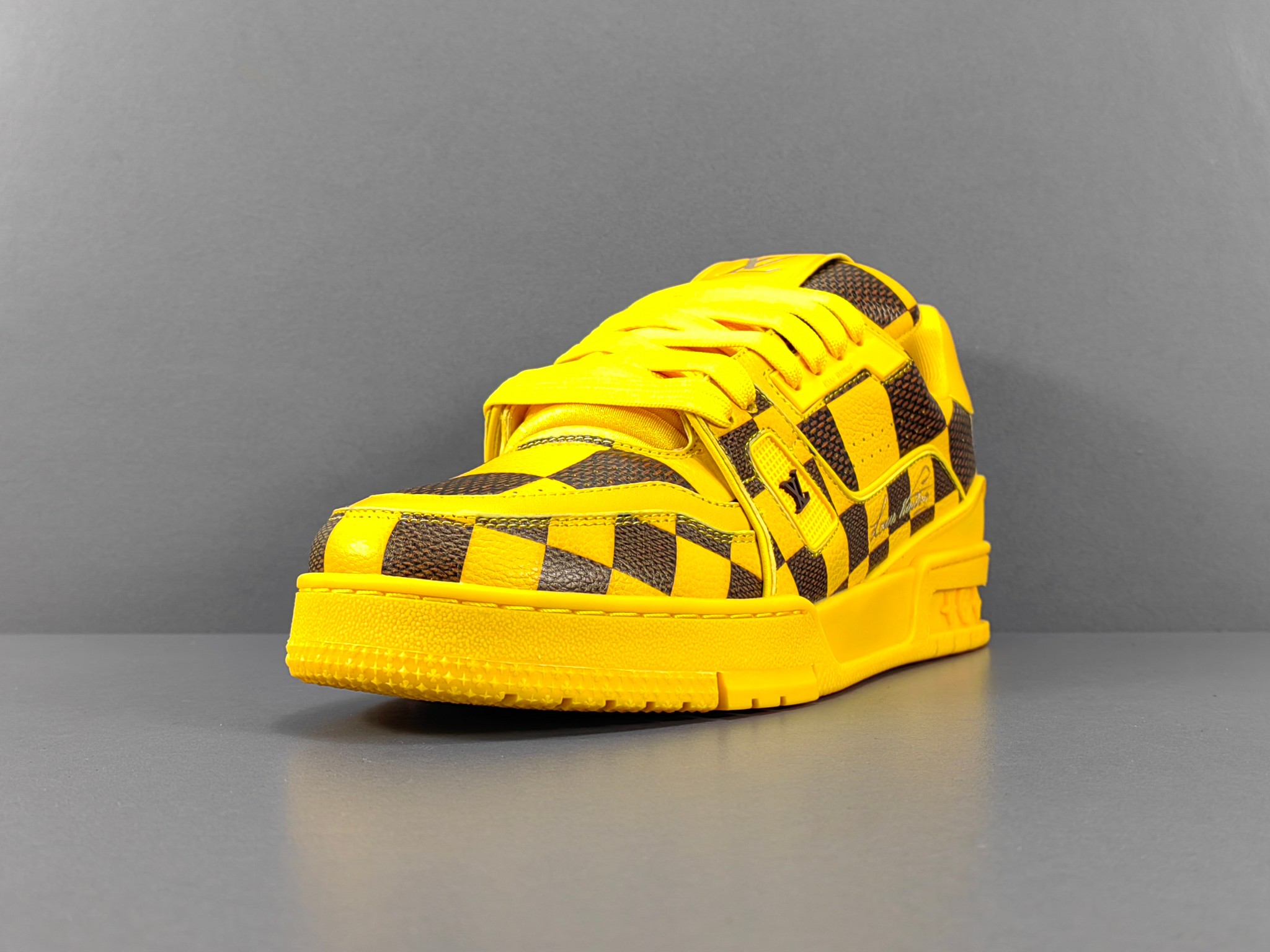 louis vuitton の の 2024 trainer スニーカー 2