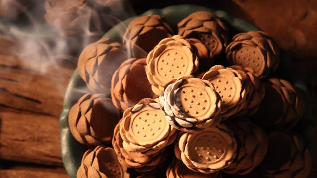 沉香元寶香／蓮花香塔