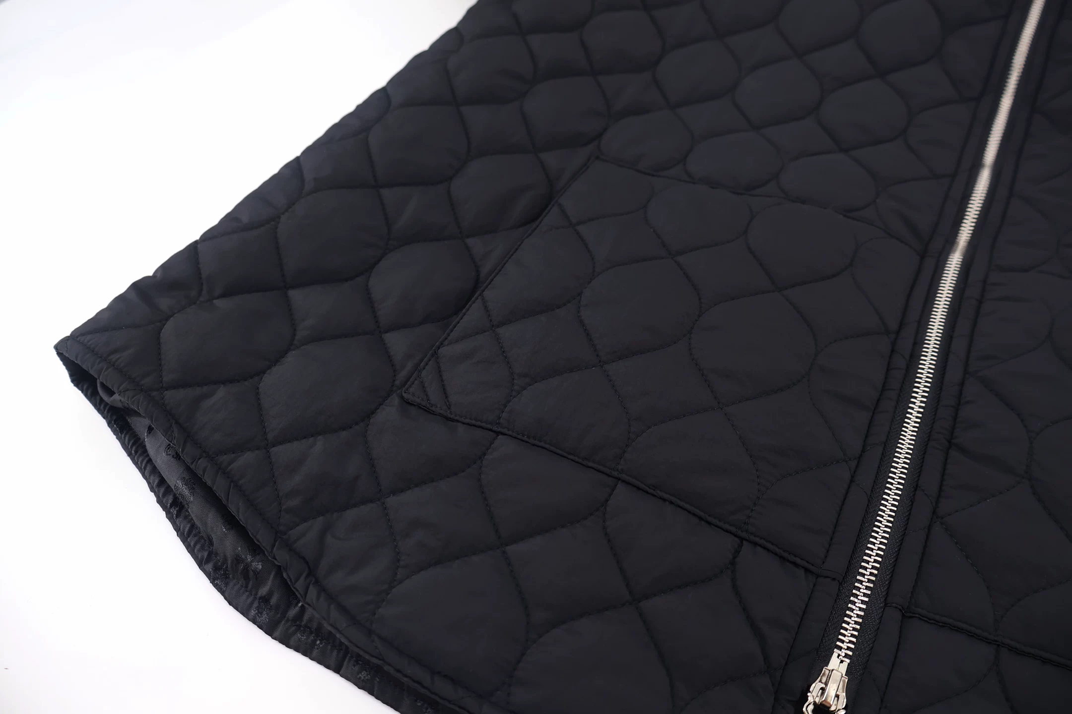 Chrome Hearts クロムハーツ  ブラック ウェーブ キルティング フーデッド 中綿ジャケット アウター