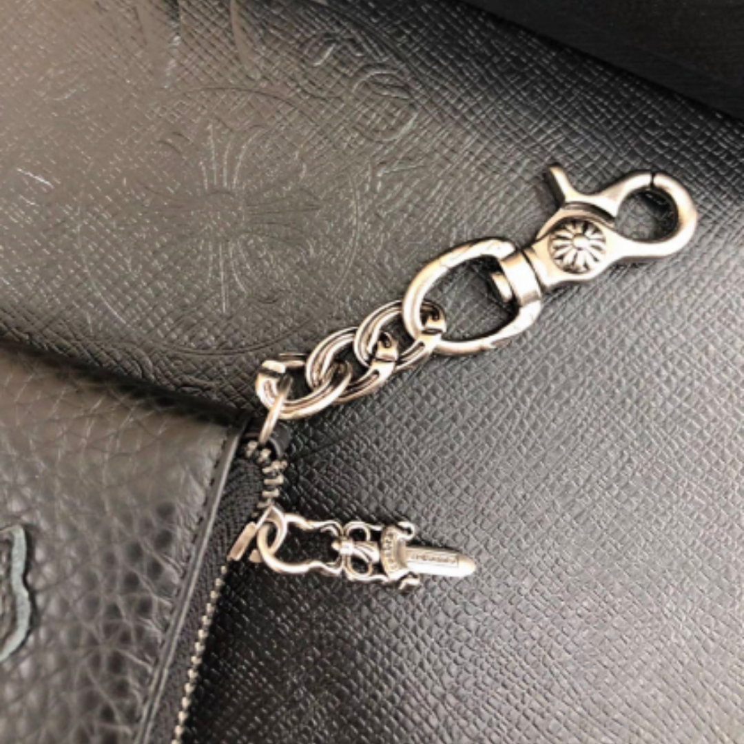 CHROME HEARTS（クロムハーツ）大クロスパッチ　ダガーチャック　ジップウォレット
