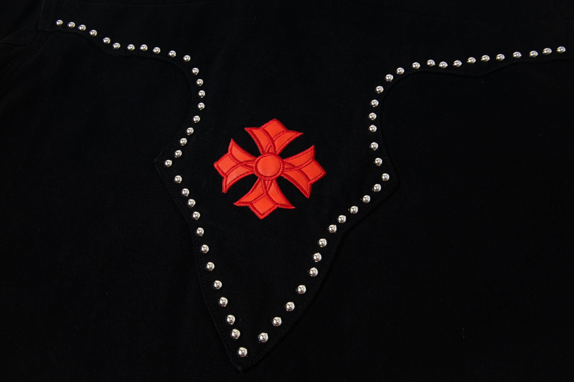 【Chrome Hearts】クロムハーツ 新作ジャケット Tシャツ 99