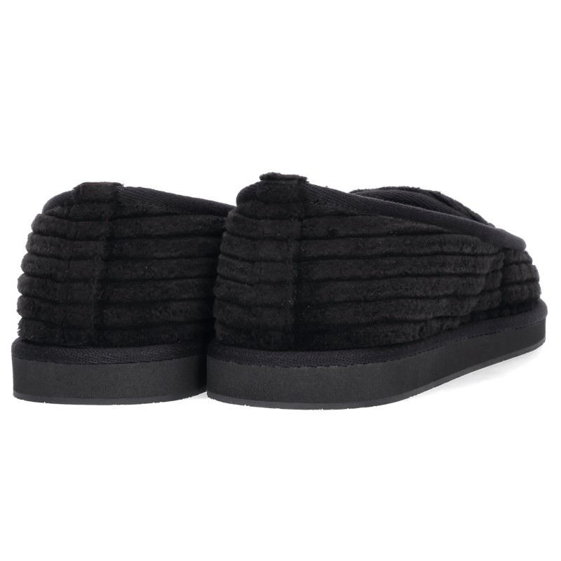 Chrome Hearts CHプラスレザーパッチムートンスリッポン SLIPPER