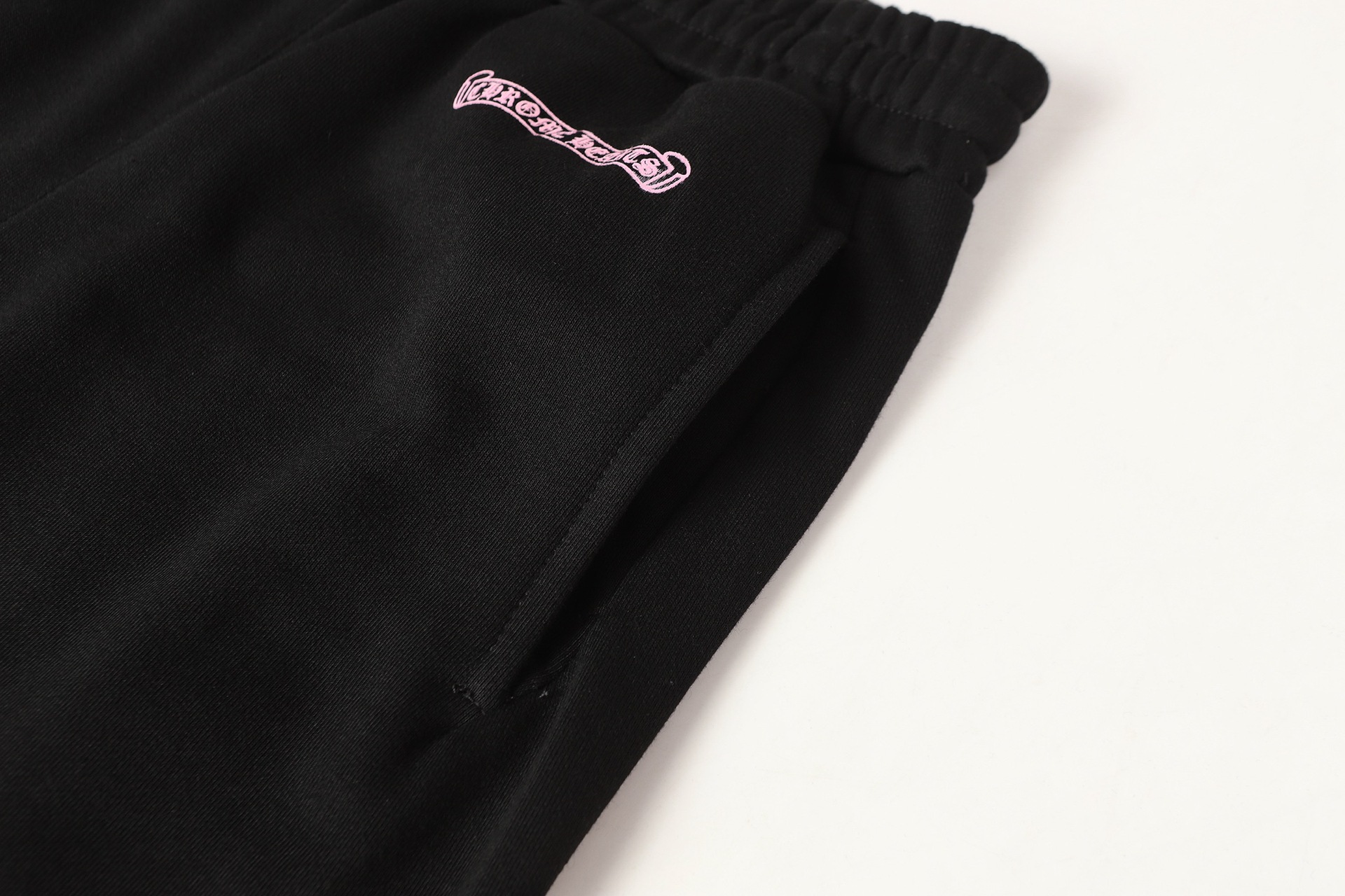 クロムハーツ Black & Pink Deadly Doll スウェットパンツ