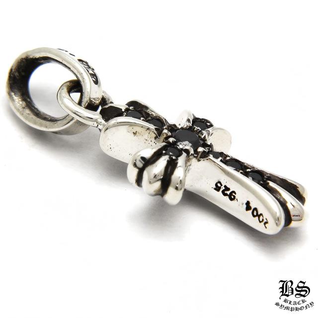 クロムハーツ CHクロスベビーファットチャームwithパヴェブラックダイヤモンド