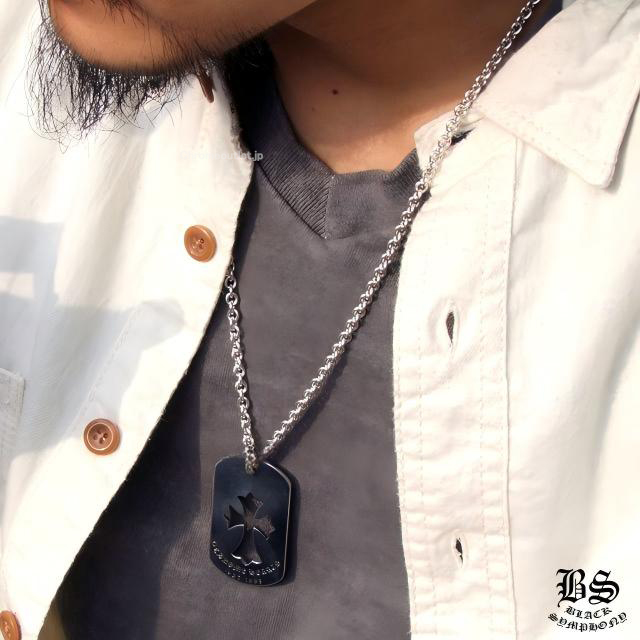 クロムハーツ カットアウトクロスドッグタグ(ラージ)