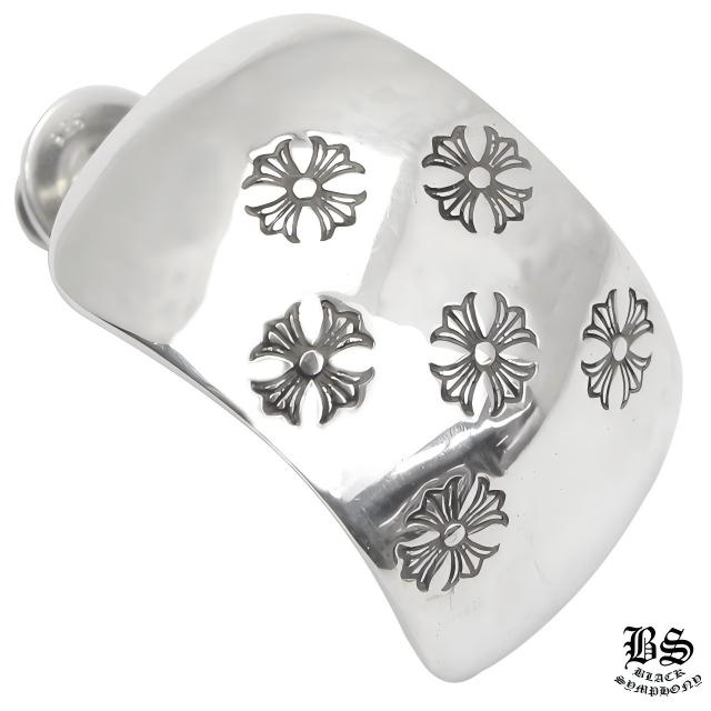 クロムハーツ CHプラス ベント ピアス