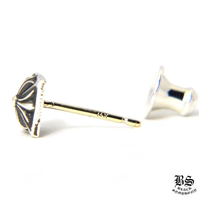 クロムハーツ CHプラスピラミッドスタッドピアス