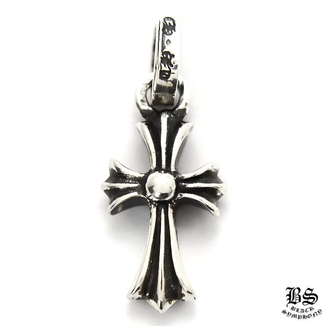 クロムハーツ CHクロスベビーファットチャームwithパヴェブルーサファイア