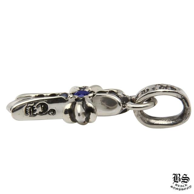 クロムハーツ CHクロスベビーファットチャームwithパヴェブルーサファイア