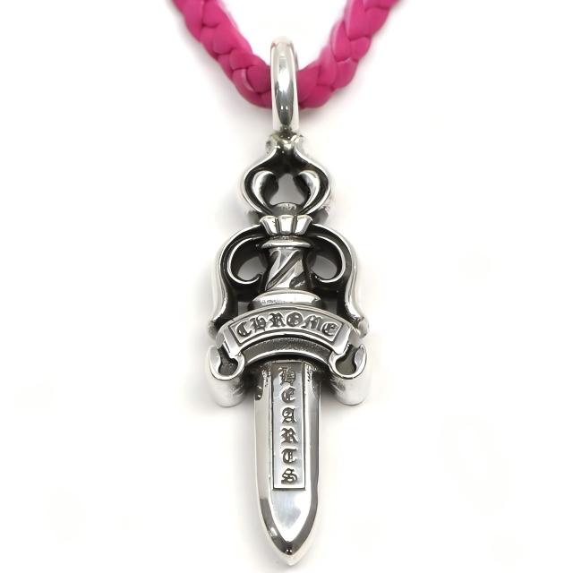 クロムハーツ ダブルダガーペンダントピンクレザーwithボロチップ