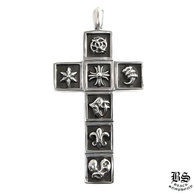 クロムハーツ フレームド クロスペンダント