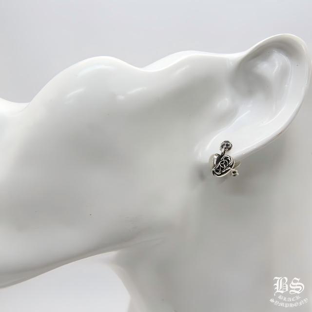 クロムハーツ ハートドロップイヤリング(ピアス)