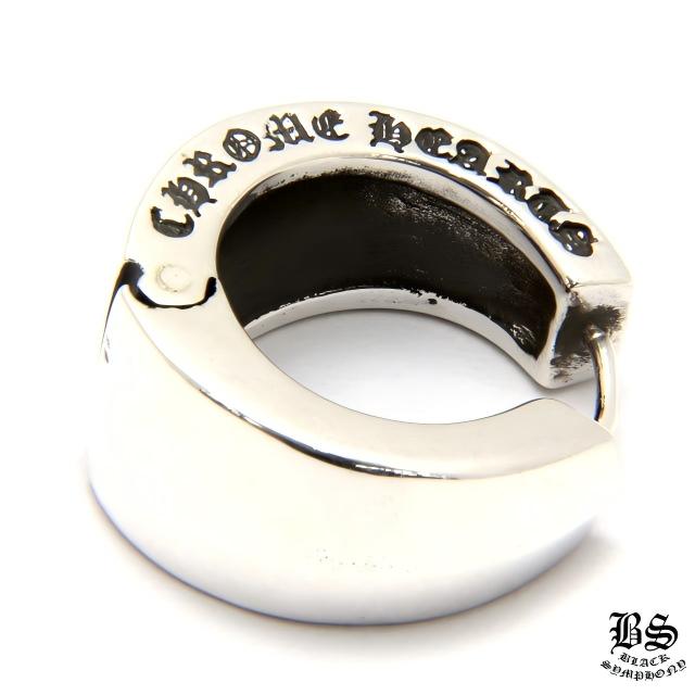 CHROME HEARTS Narrow V Band CHX Earrings (Studs) | 925 Silver