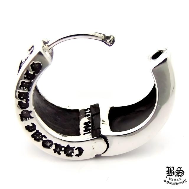 CHROME HEARTS Narrow V Band CHX Earrings (Studs) | 925 Silver