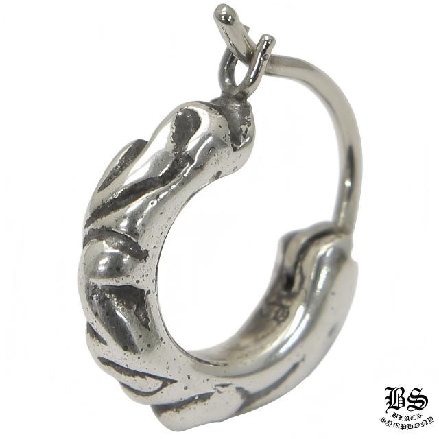 クロムハーツ タイニースクロールフープピアス