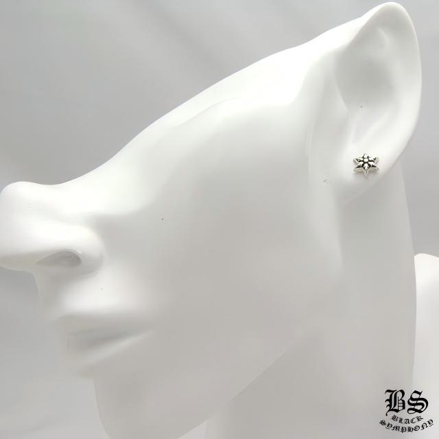 クロムハーツ スタースタッドピアス