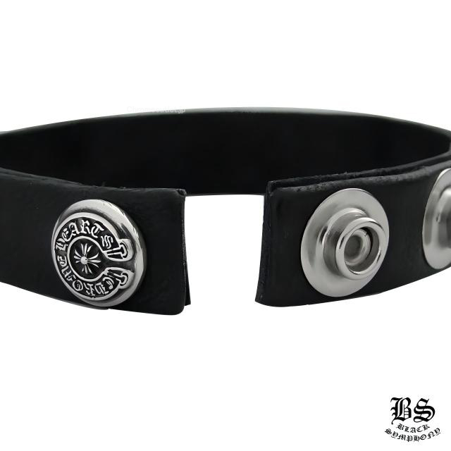 CHROME HEARTS Zero Pyramid Single Row Black Leather Bracelet