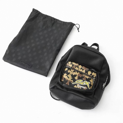 Chrome Hearts ワッペン付きカモフラレザークロスパッチバックパック