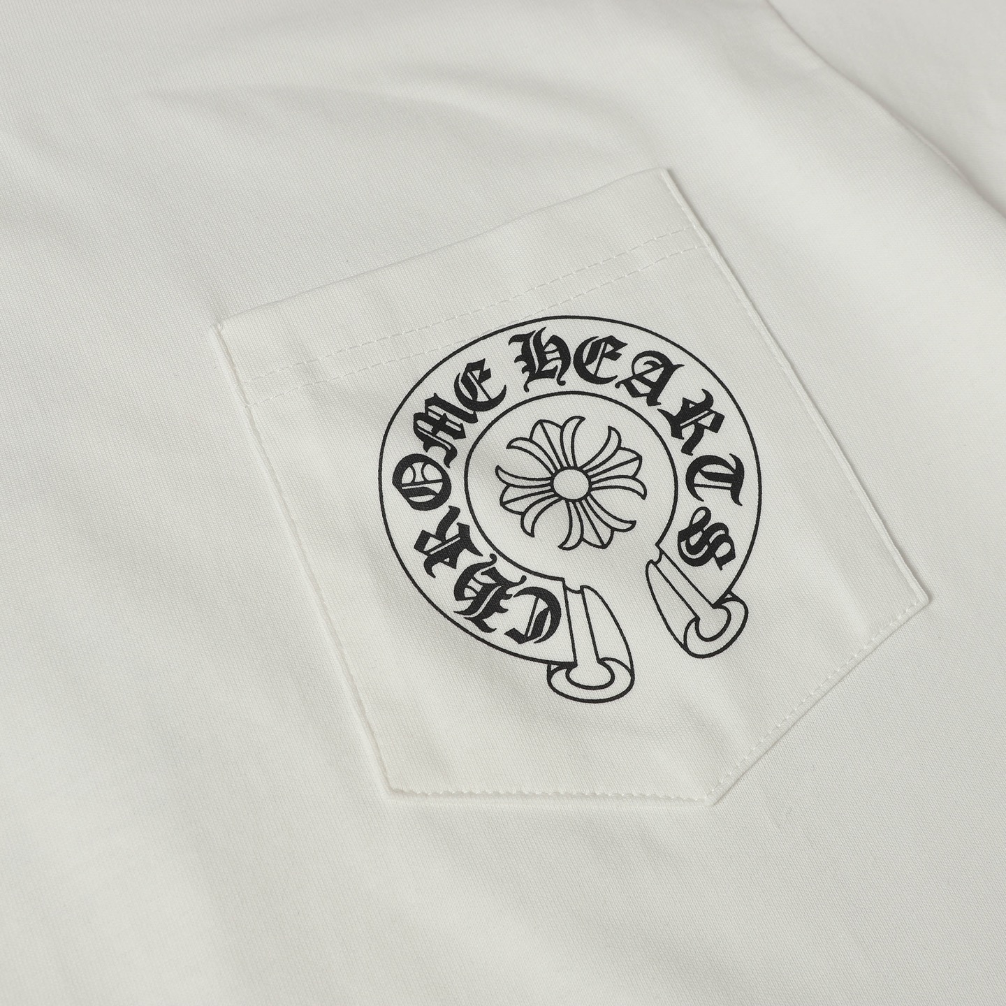 Chrome Hearts Tシャツ黒&白 H0150