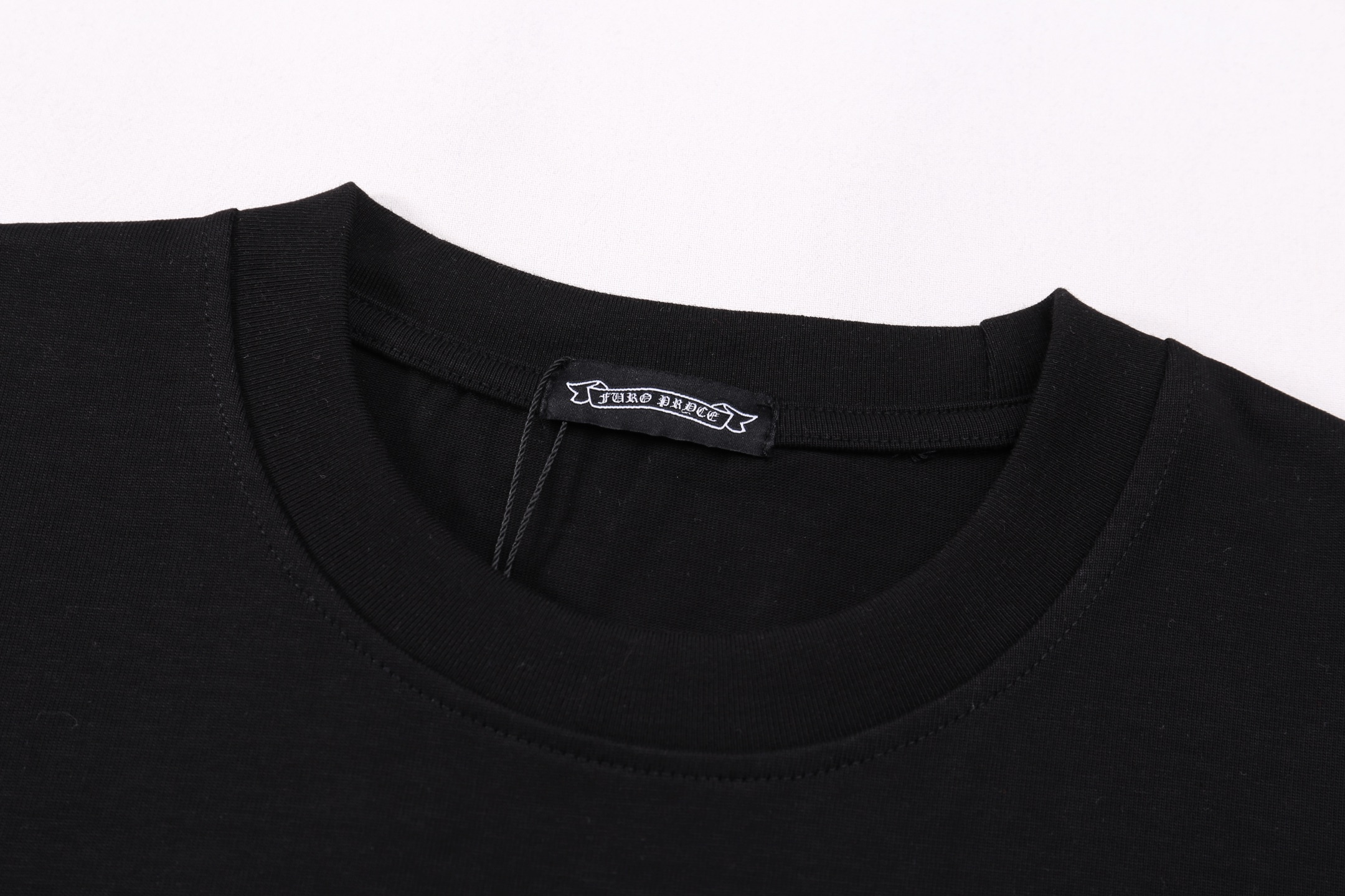 Chrome Hearts Tシャツ 黒&白 H0161
