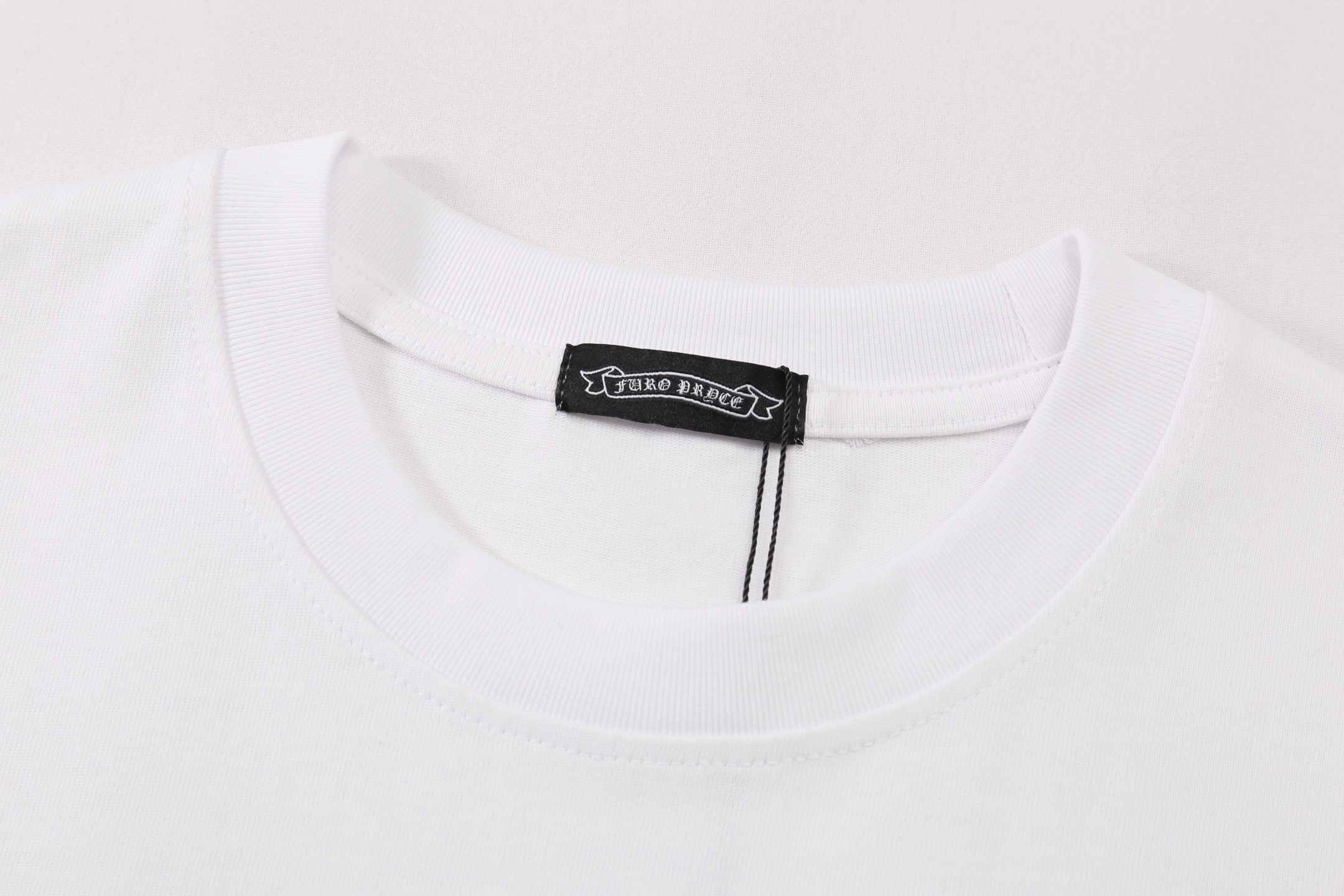 Chrome Hearts Tシャツ 黒&白 H0161
